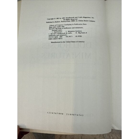 McCall's Big Book of Dollhouses & Miniatures. Chilton Miniatures Series. 1st Ed. - Picture 7 of 8